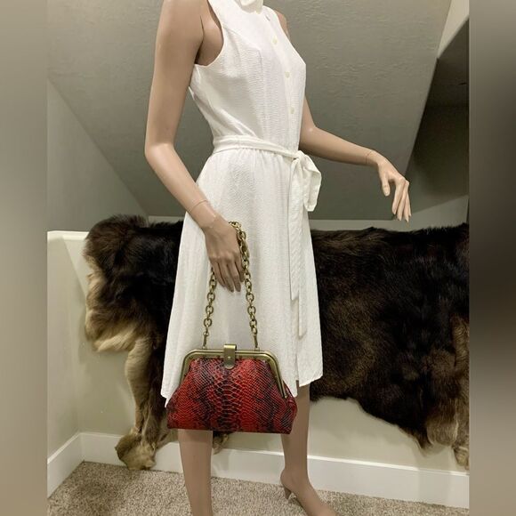 Handmade Genuine Embossed Leather Push Lock Clutch/Shoulder Bag/Crossbody - Picture 3 of 16